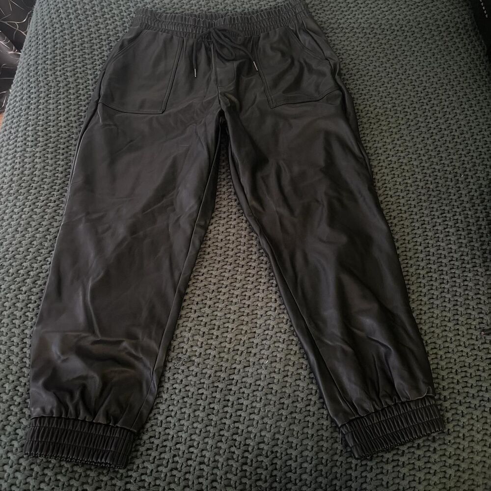 Bcbgeneration Women's Black Black Faux Leather Stretch Taper PANTS Size L